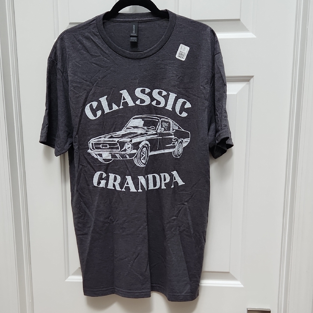 Classic Grandpa Car Graphic T-Shirt - Gray